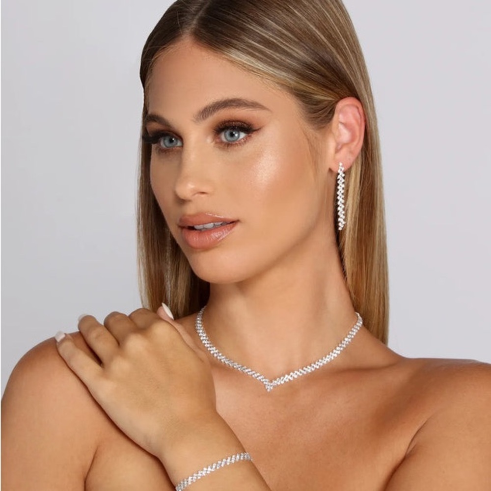 Windsor Jewelry Set (necklace, earrings, bracelet)